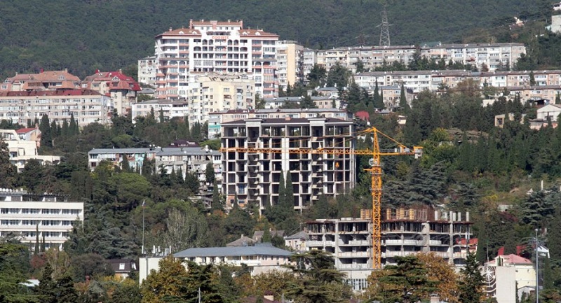 Многоэтажки Ялты Многоэтажки Ялты